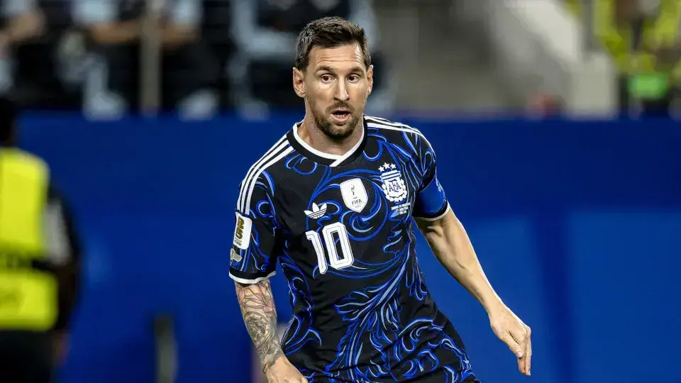 Com gol de Messi, Argentina vence Jordânia e brilha na Copa do Mundo