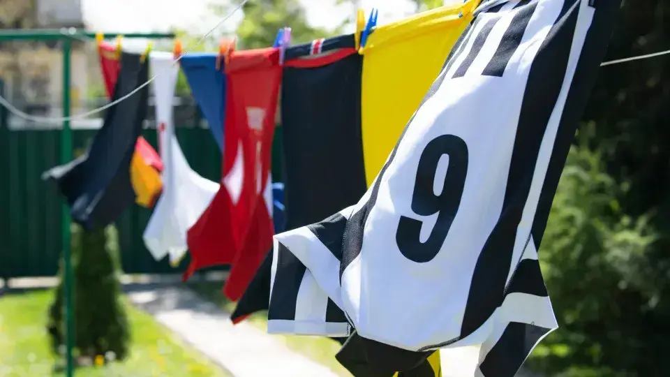 Dicas para Lavar Camisas de Futebol Sem Danificá-las