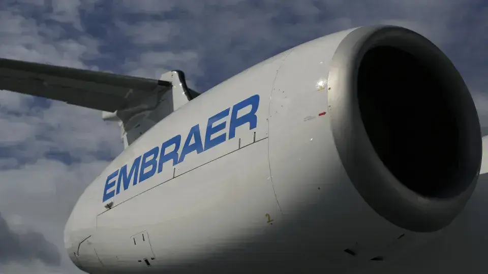 Embraer apresenta primeiro avião ao Grupo Latam em acordo de US$ 2,1 bilhões