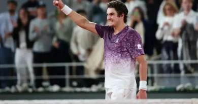 João Fonseca revela evolução mental após chegar às quartas do Roland Garros