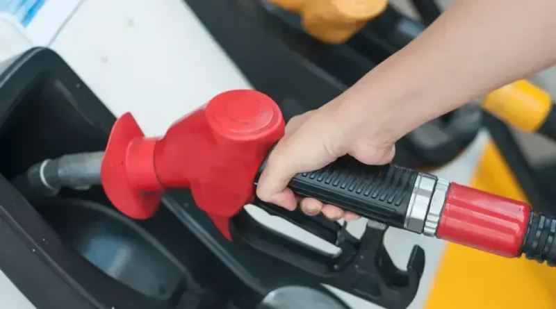 Queda na Gasolina Ajuda a Desacelerar Inflação no IGP-DI de Maio