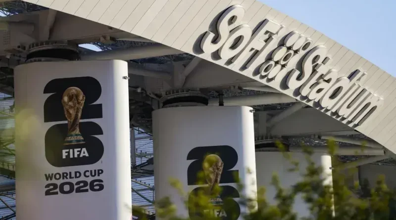 Trabalhadores do SoFi Stadium votam pela greve antes da Copa do Mundo
