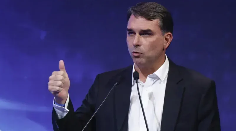 Flávio Bolsonaro Envia Carta aos EUA Contra Tarifas ao Pix